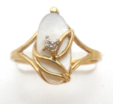 10K Gold Mother of Pearl Ring Size 7