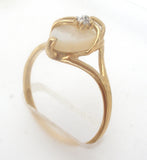 10K Gold Mother of Pearl Ring Size 7