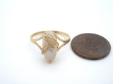 10K Gold Mother of Pearl Ring Size 7