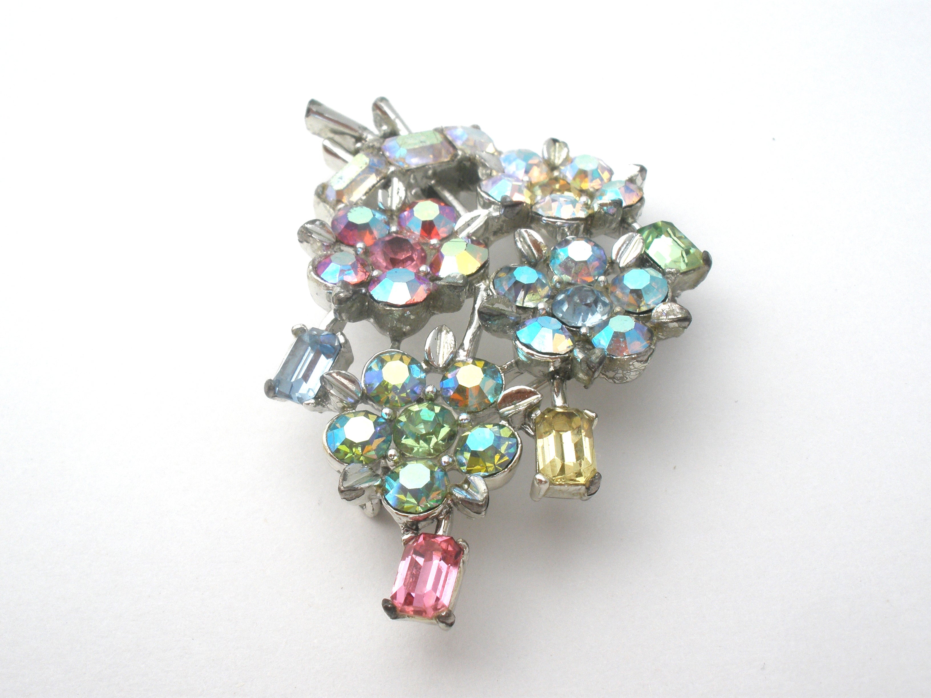 Bling Jewelry For Women Rumtock Rhinestone Brooch - Silver Dangle Drop Bling Brooch Accessory