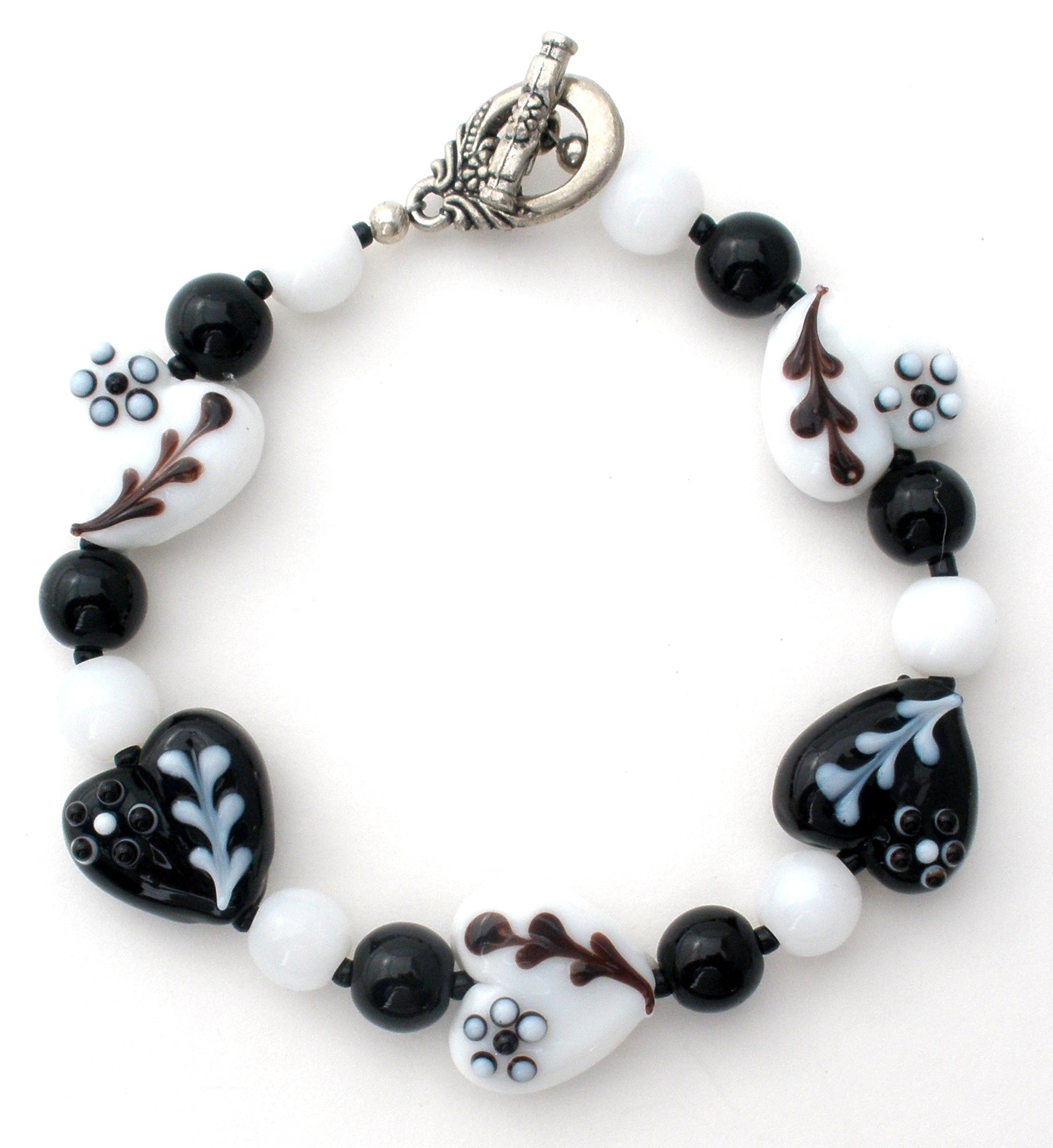 Love these black and white beads!!  Lampwork bead jewelry, Polymer clay  bracelet, Beaded jewelry