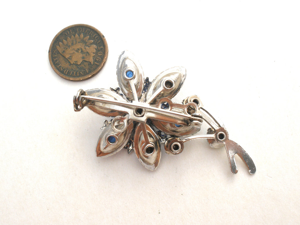 Broche Vintage Fleur Argentée Avec Cristaux Boréalis Bleu - Bijou Ancien *3729