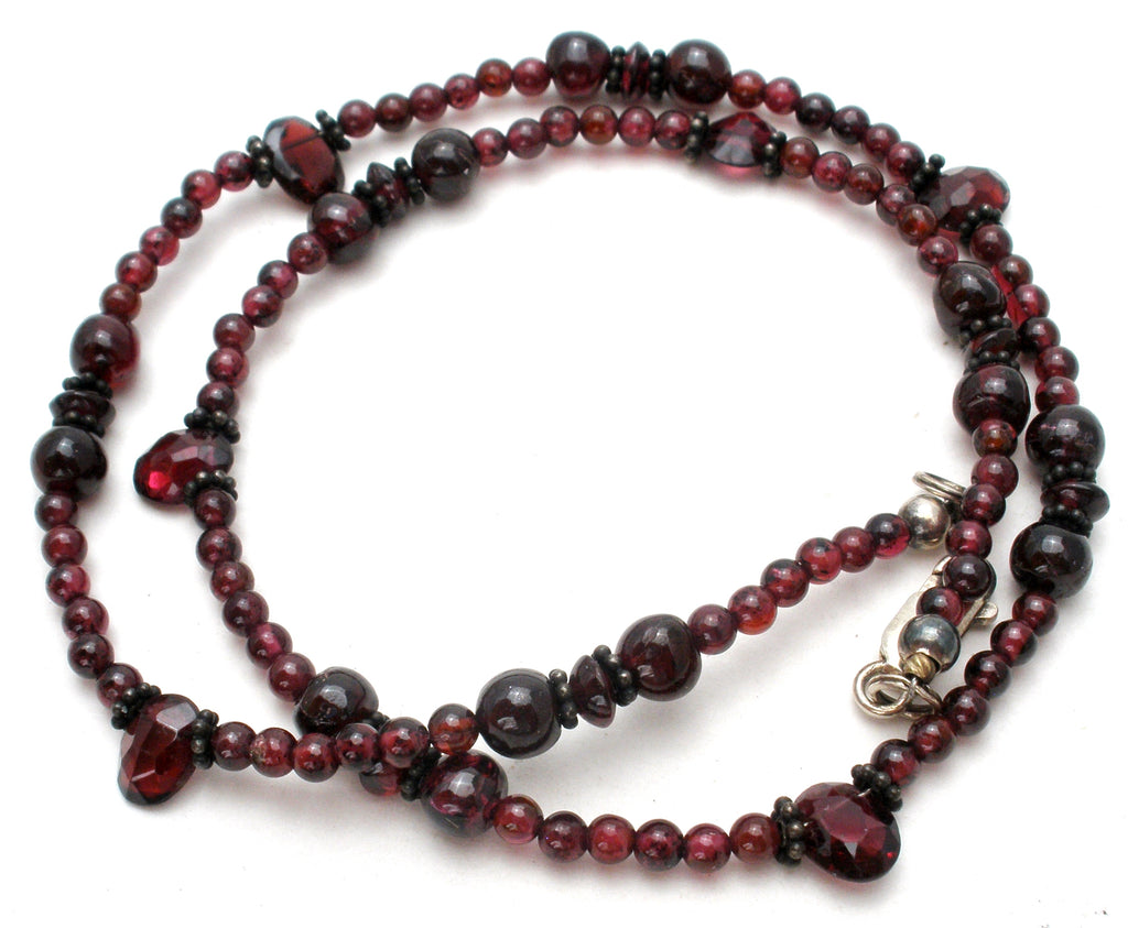 Bohemian Garnet Bead Necklace 17" Vintage - The Jewelry Lady's Store