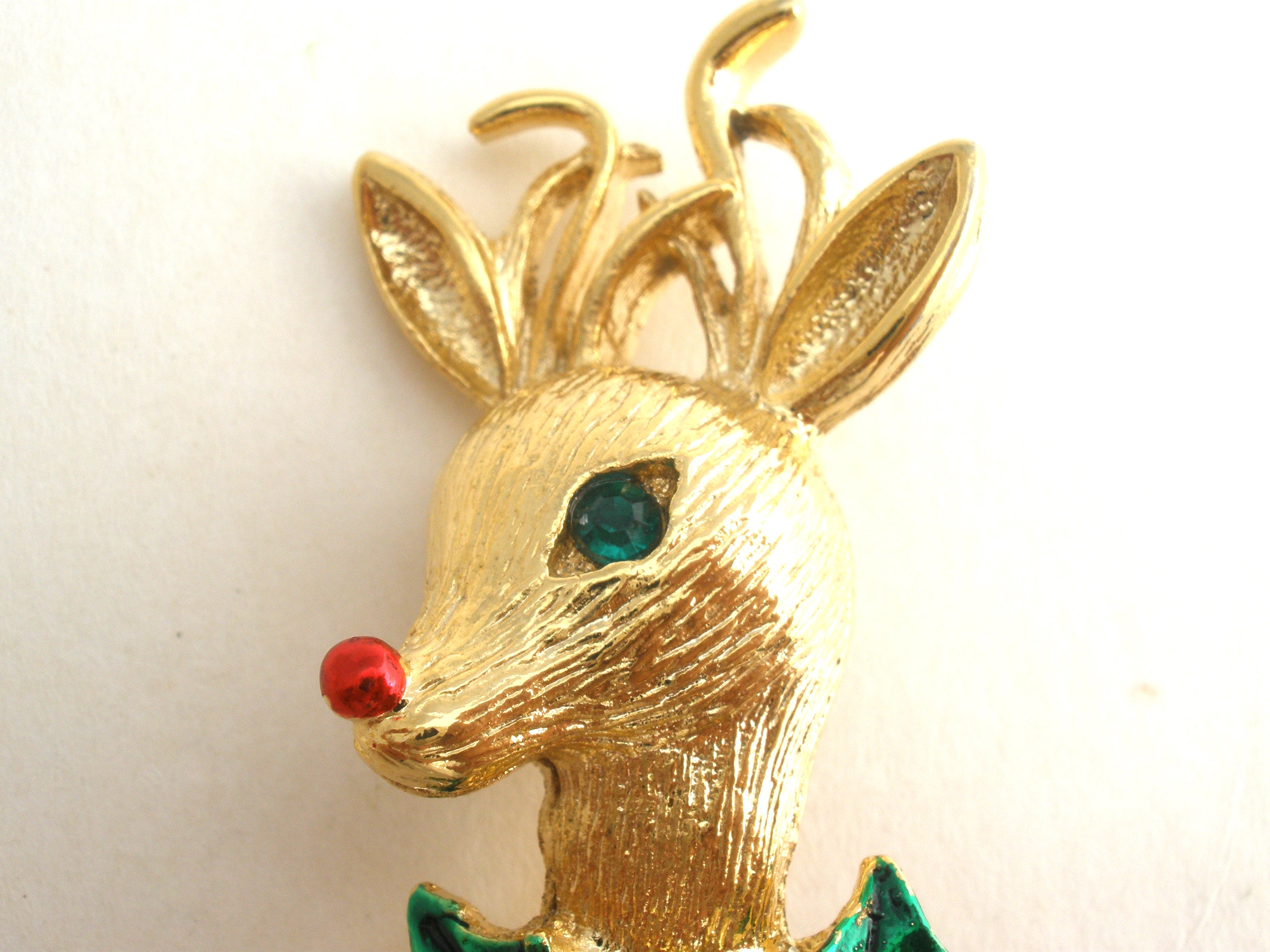 Kirks Folly Deer Reindeer Pin Brooch Dangles Snowflakes New Old Stock On  Card