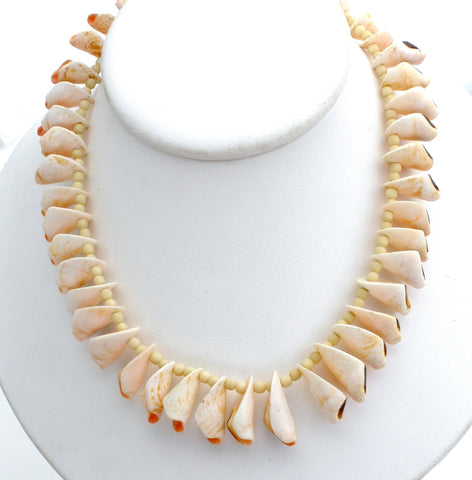 Vintage SeaShell Necklace 16" Hand Made